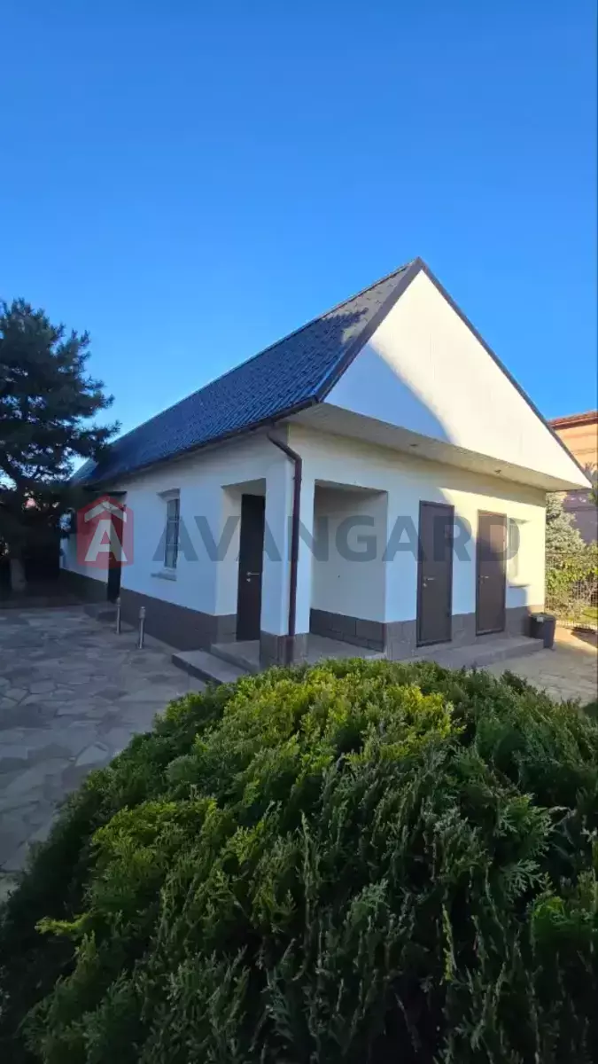 �������, 320 ��.�. ���� 3