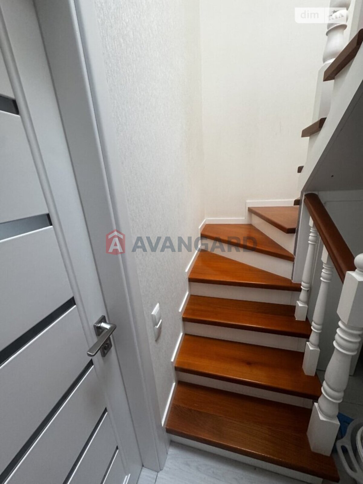 ���, 110 ��.�. ���� 19