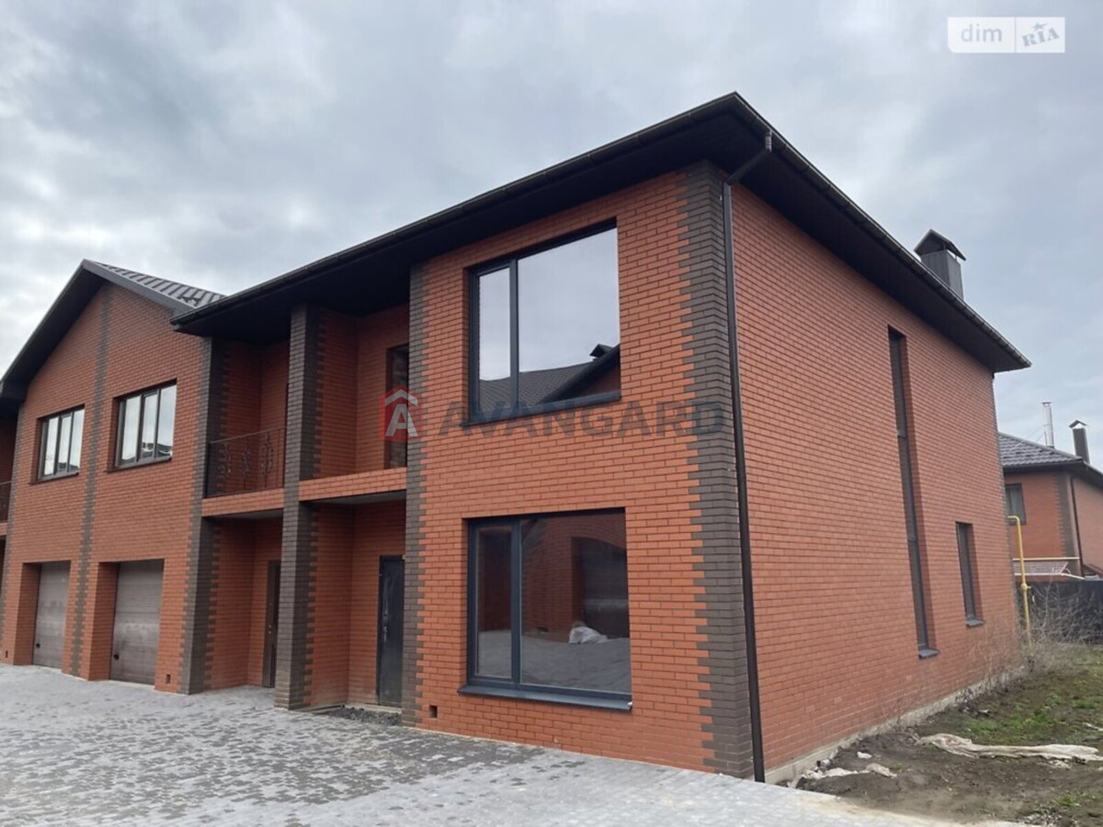 ��������, 135 ��.�. ���� 8