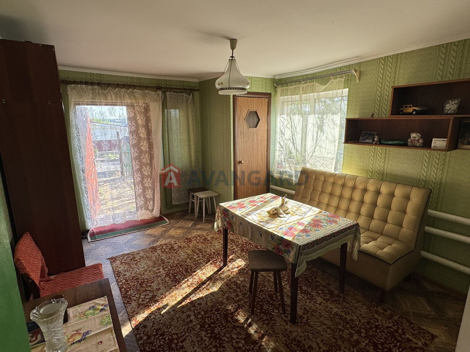 �������, 110 ��.�. ���� 18