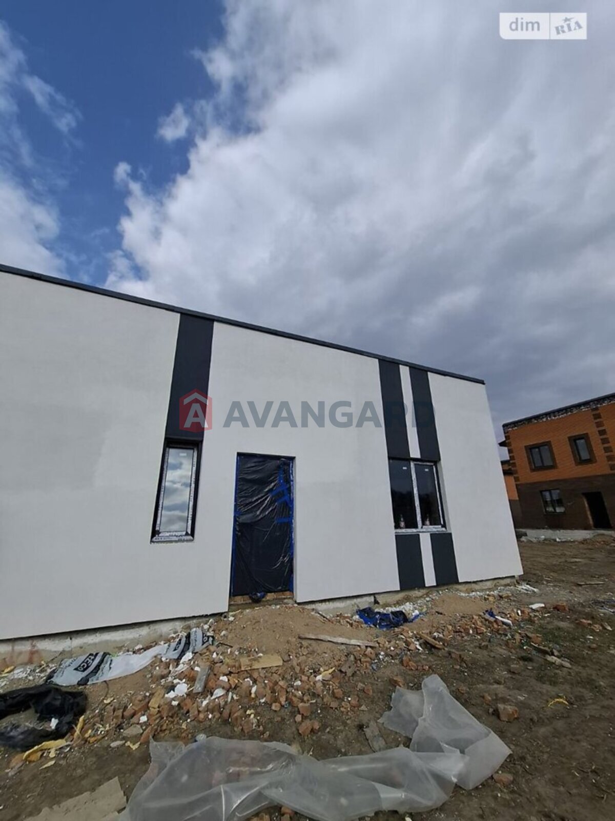 ��������, 75 ��.�. ���� 2