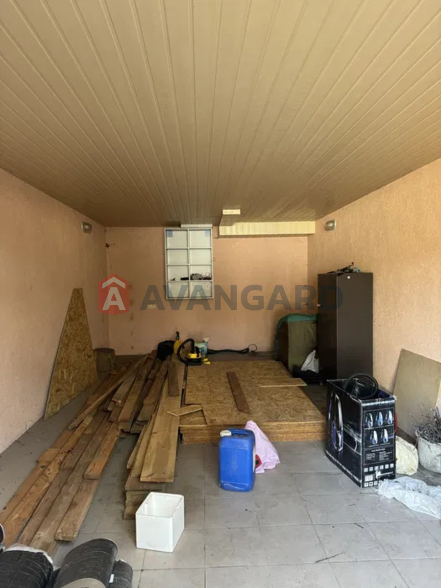 �������, 299 ��.�. ���� 9