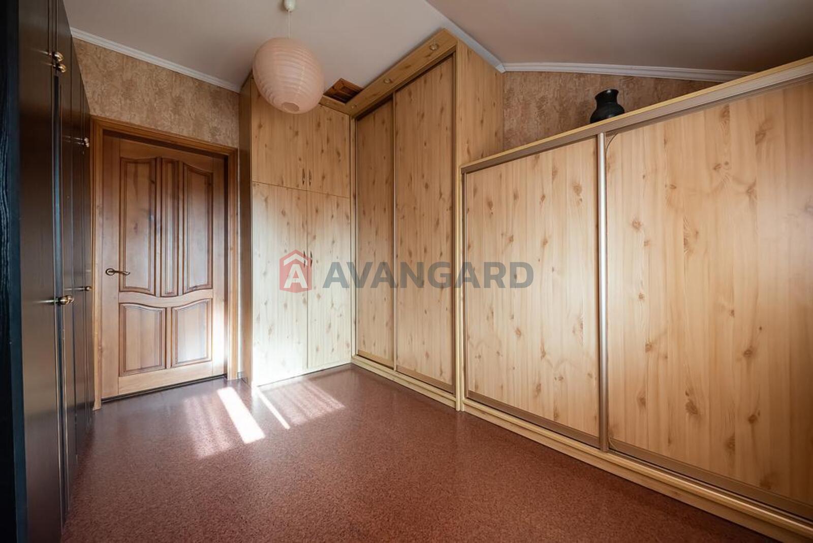 �������, 283 ��.�. ���� 11