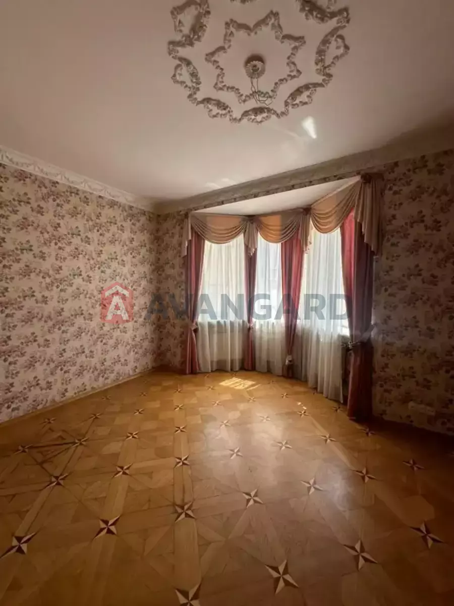 �������, 150 ��.�. ���� 6