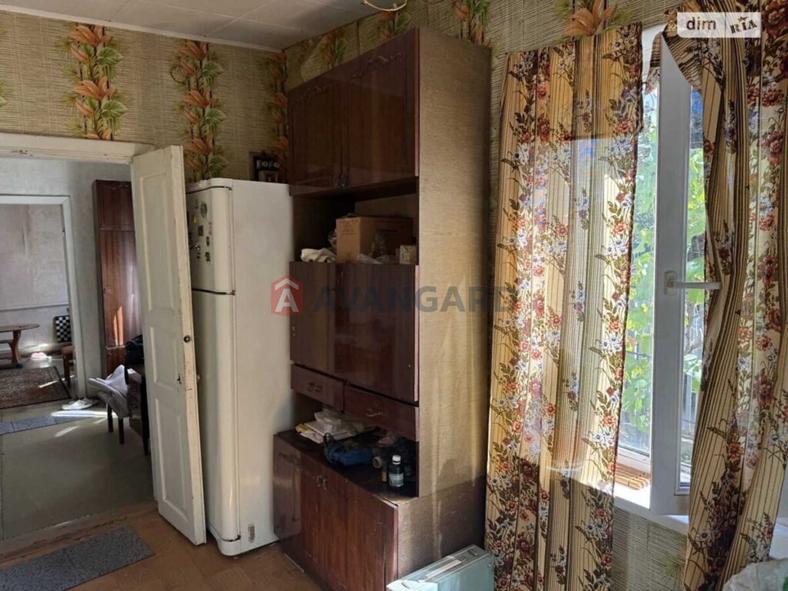 ������� �������, 52 ��.�. ���� 1