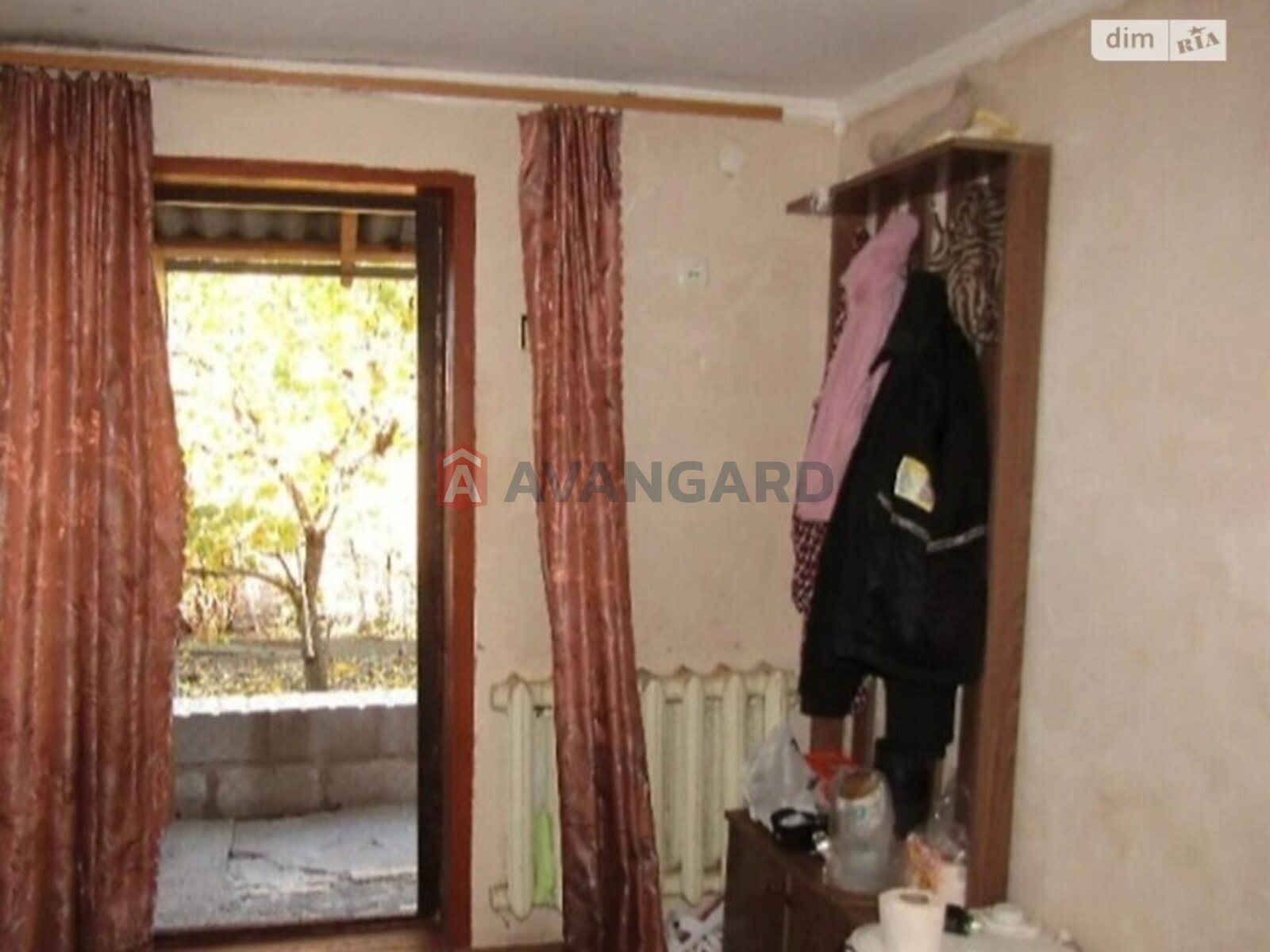 ������� �������, 44 ��.�. ���� 10