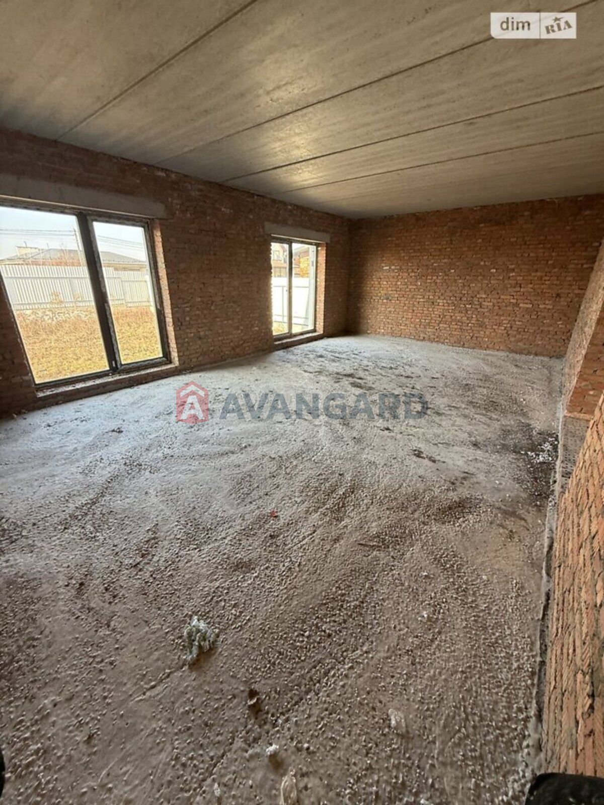 �������, 200 ��.�. ���� 9