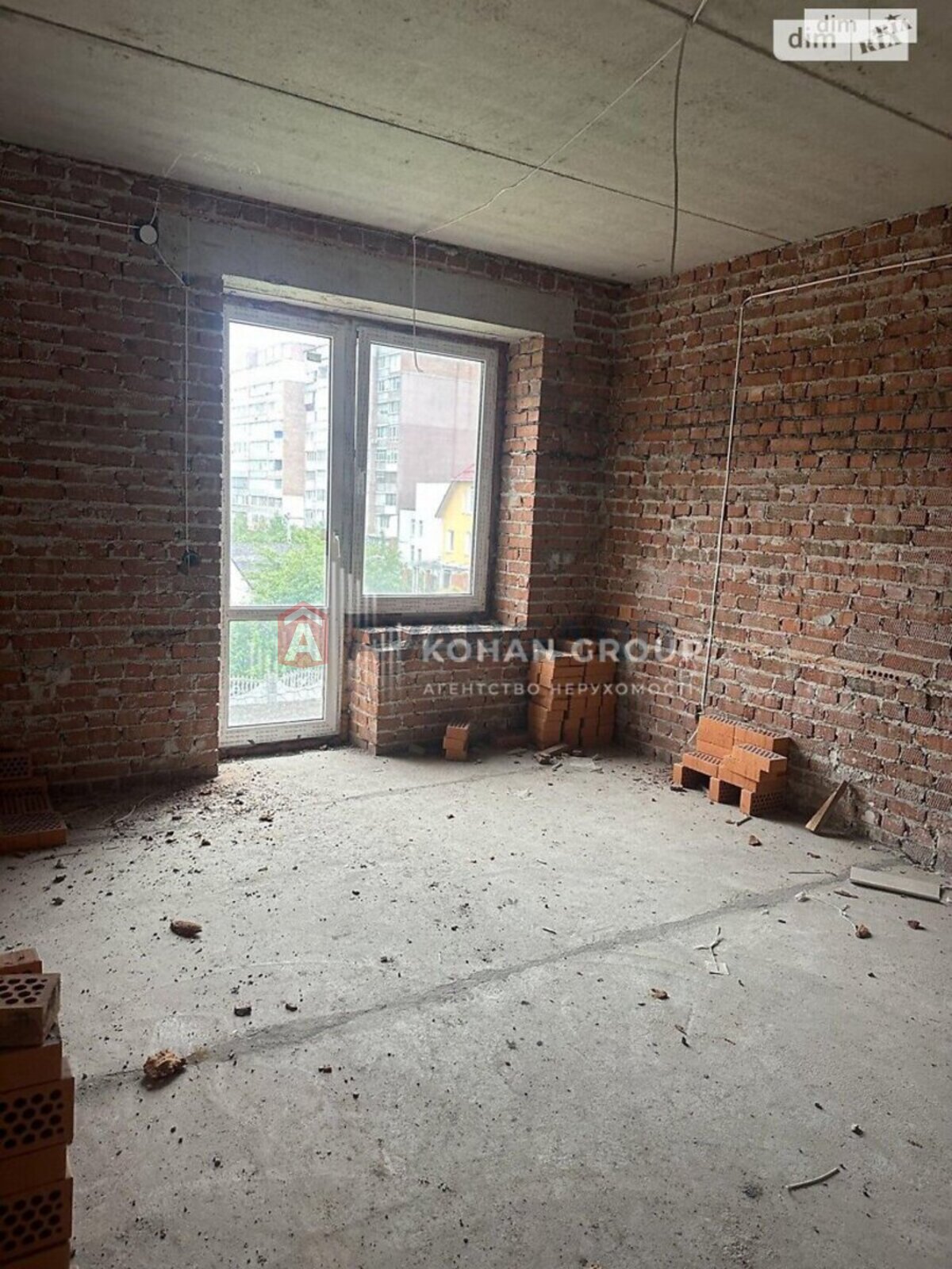 �������, 360 ��.�. ���� 8