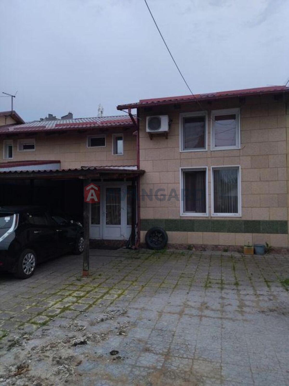 Будинок, 180 кв.м. фото 1 Будинок, 180 кв.м. фото 1
