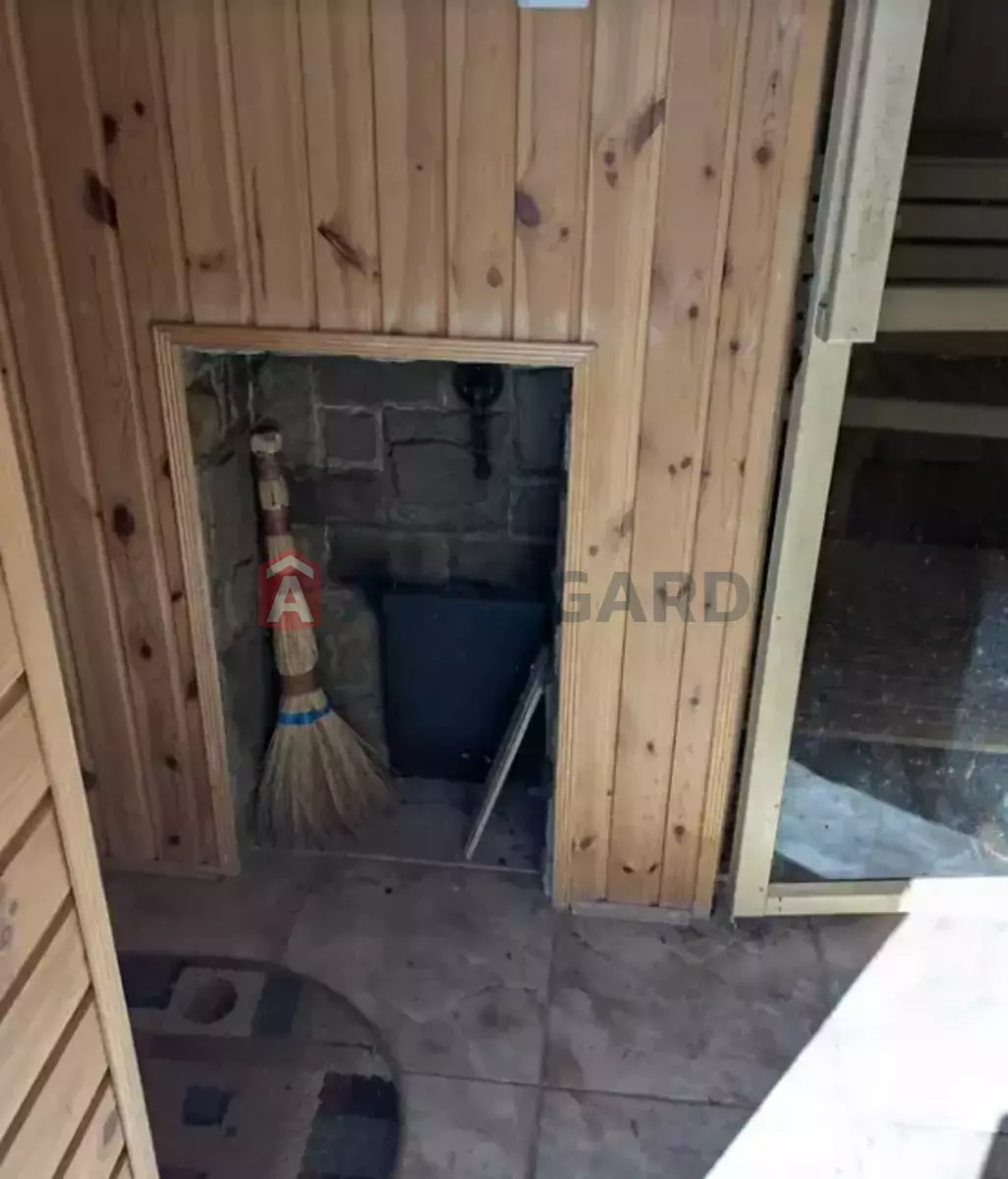 ����, 60 ��.�. ���� 21