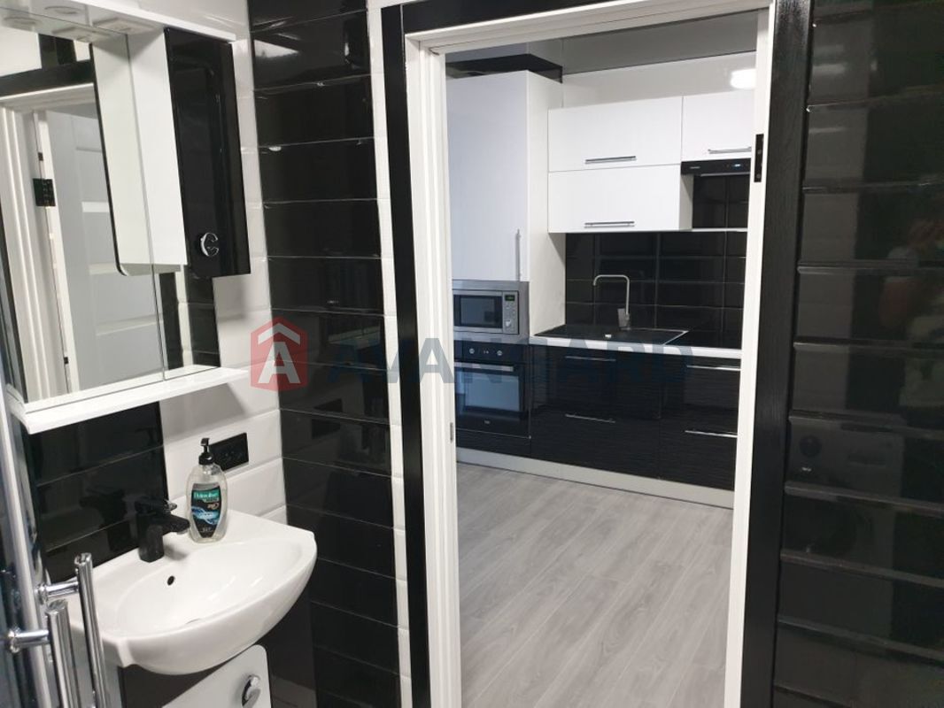 �������, 130 ��.�. ���� 6