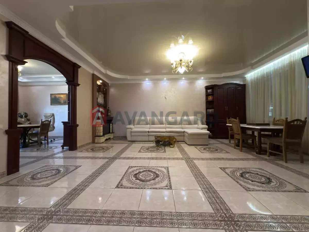 �������, 341 ��.�. ���� 10