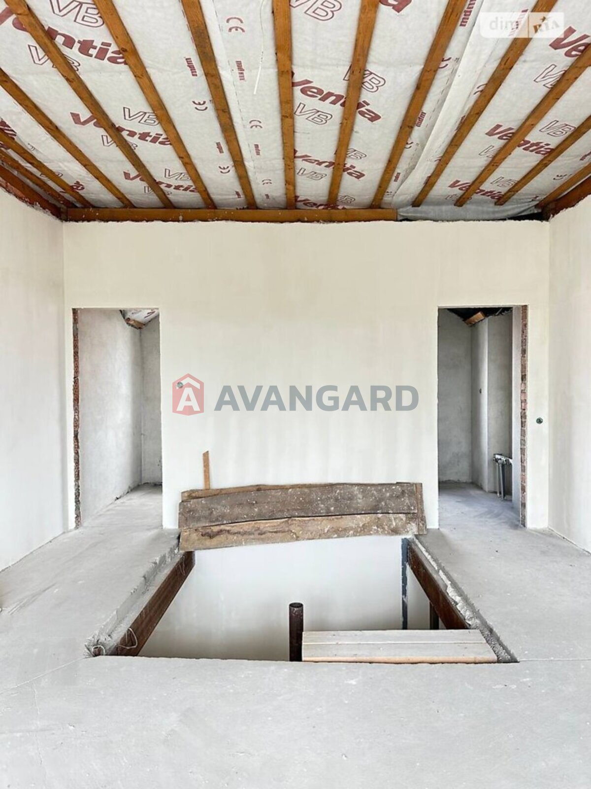 �������, 295 ��.�. ���� 9