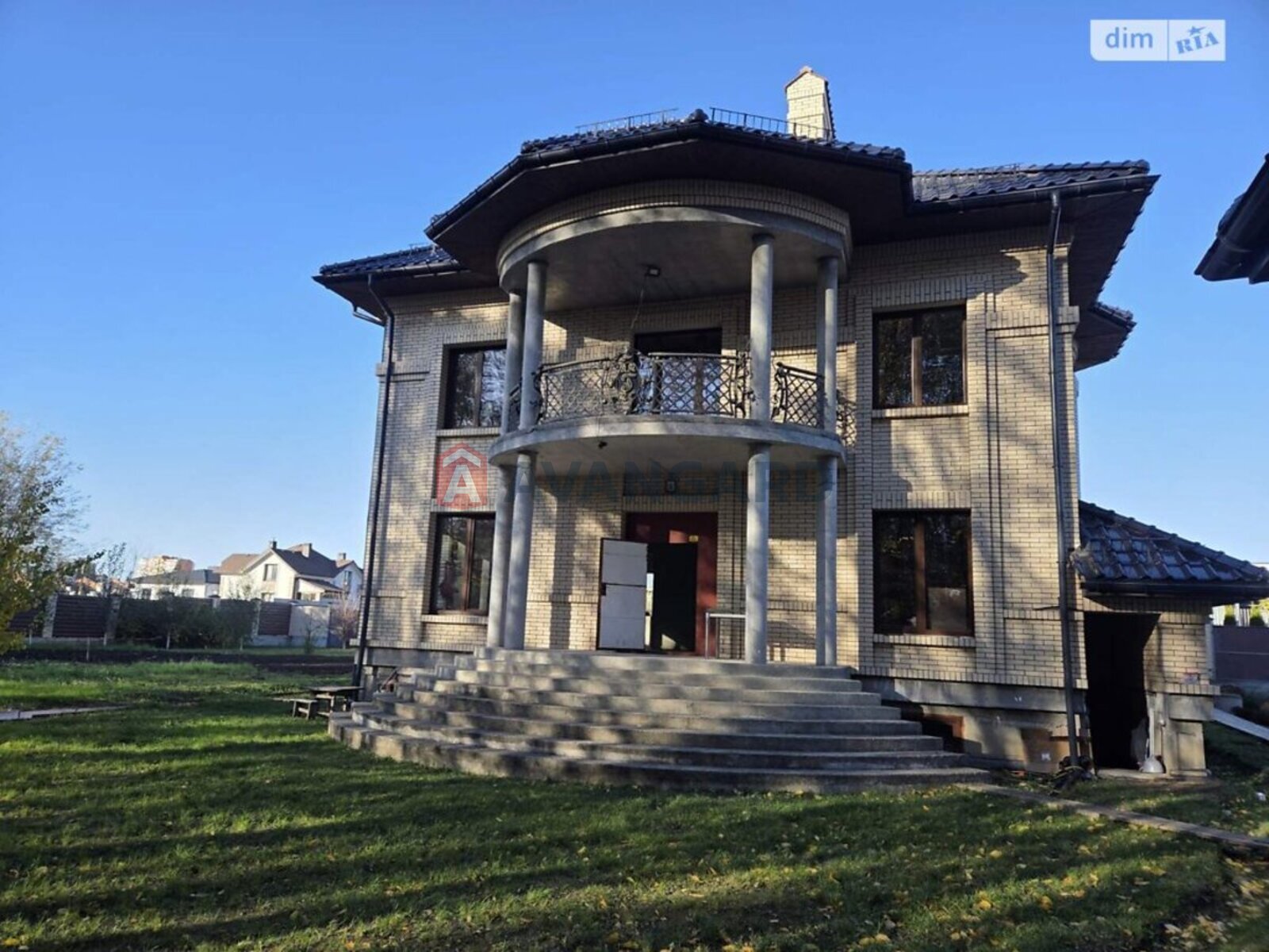 �������, 375 ��.�. ���� 1