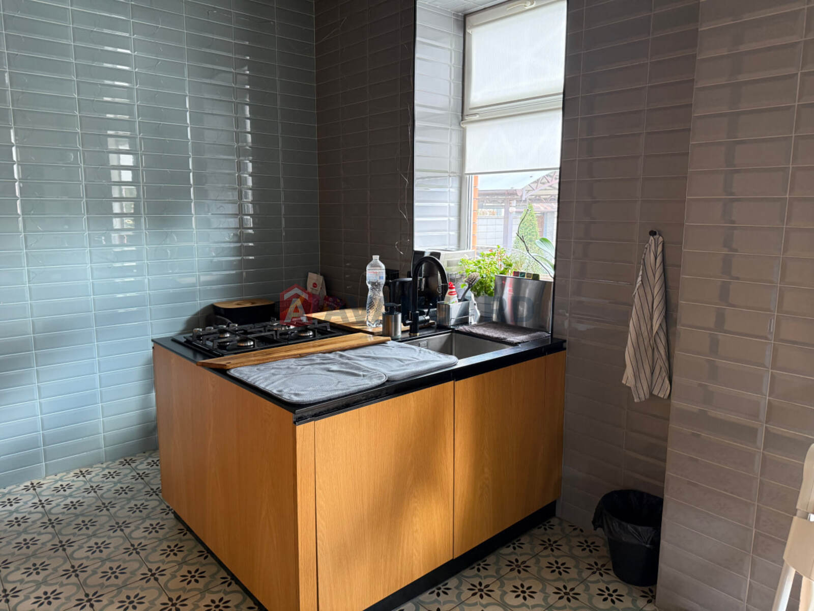 �������, 240 ��.�. ���� 7