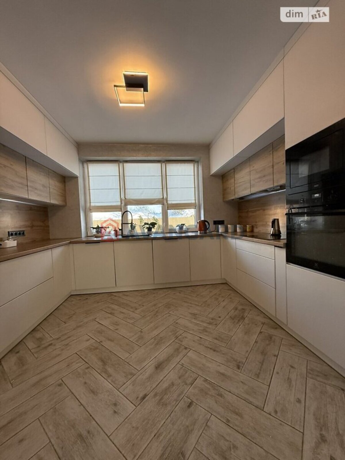 �������, 190 ��.�. ���� 17