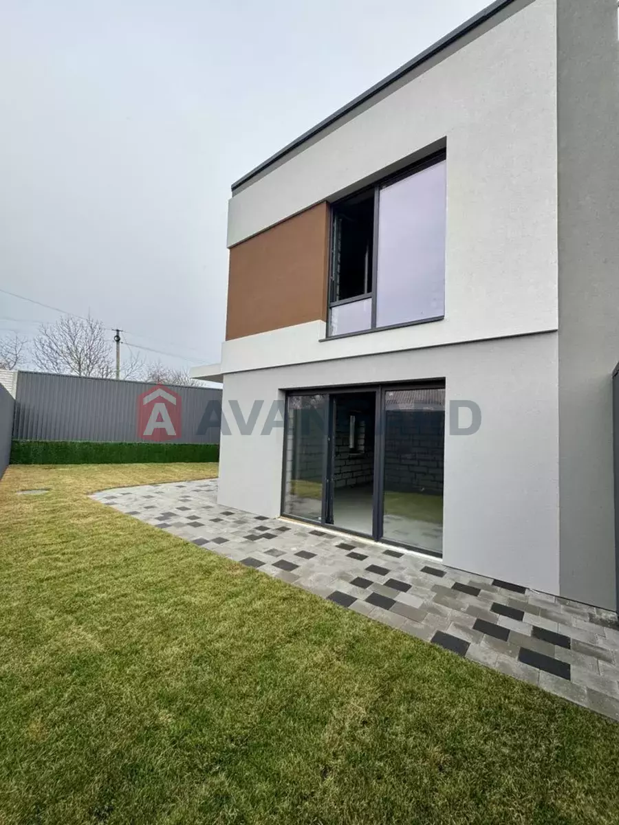 100 ��.�. ���� 12