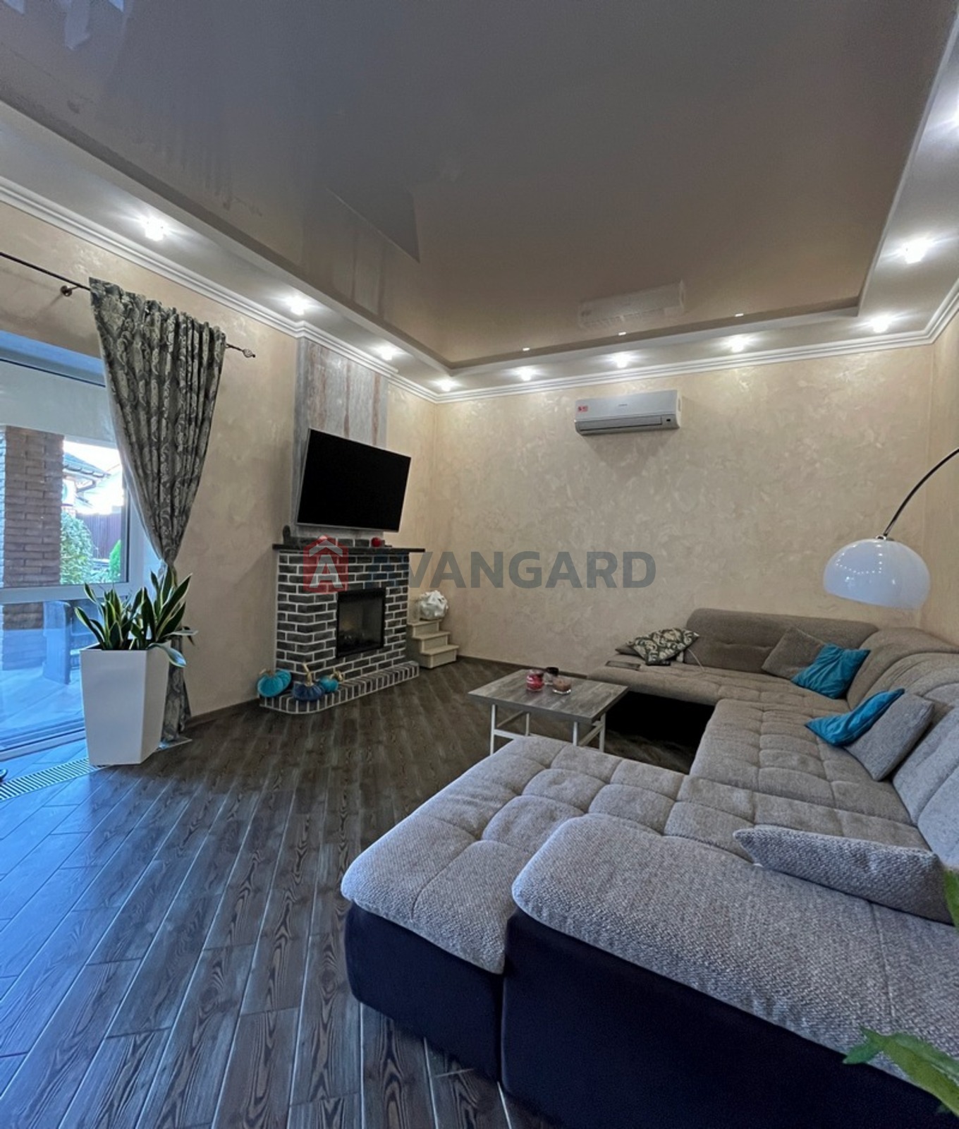 �������, 150 ��.�. ���� 5