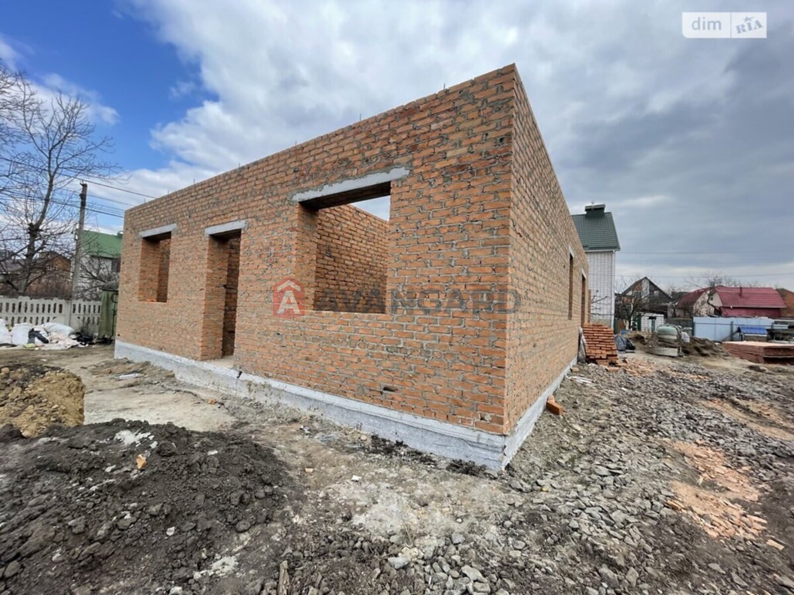 �������, 100 ��.�. ���� 10