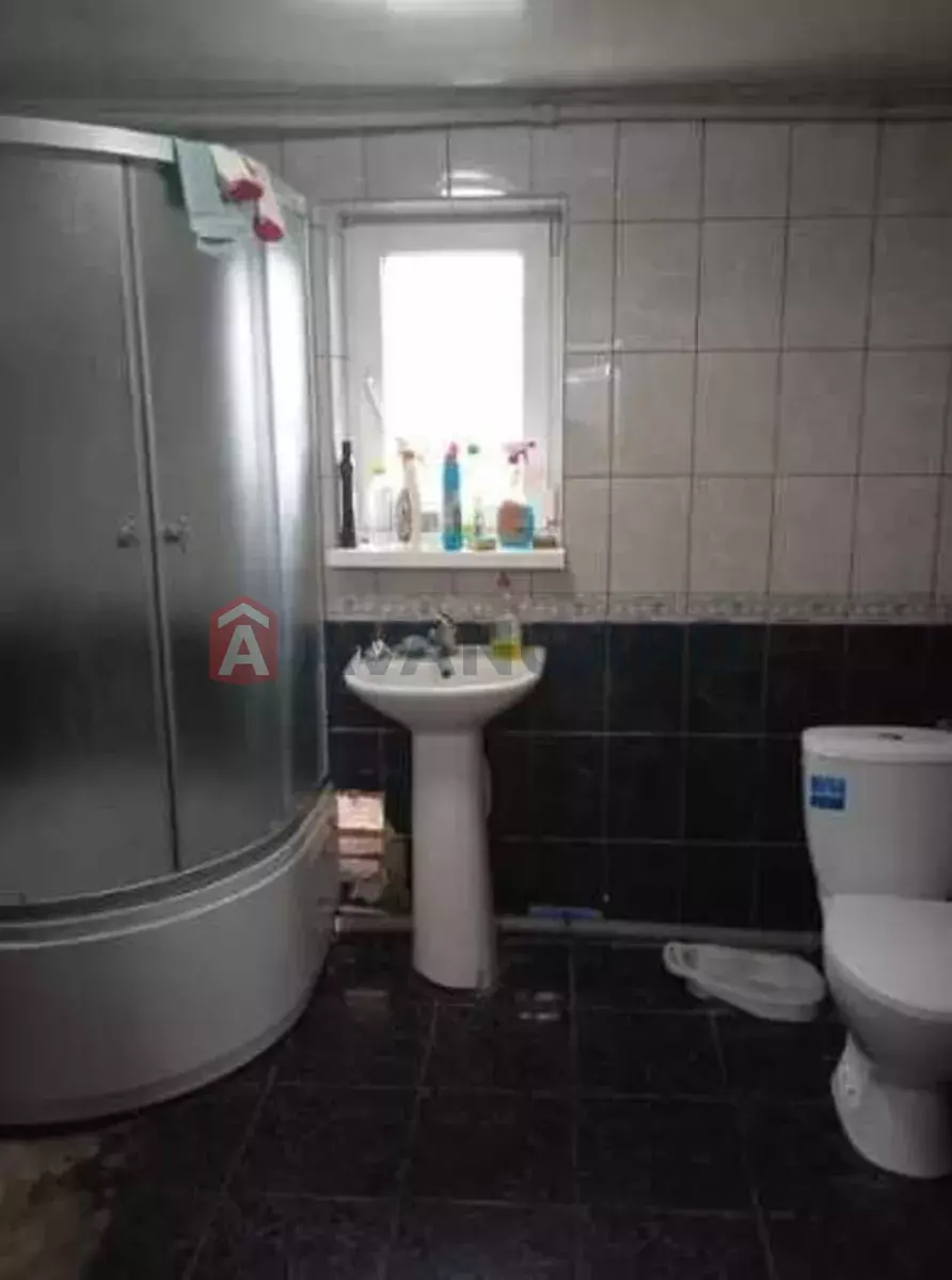 �������, 80 ��.�. ���� 8