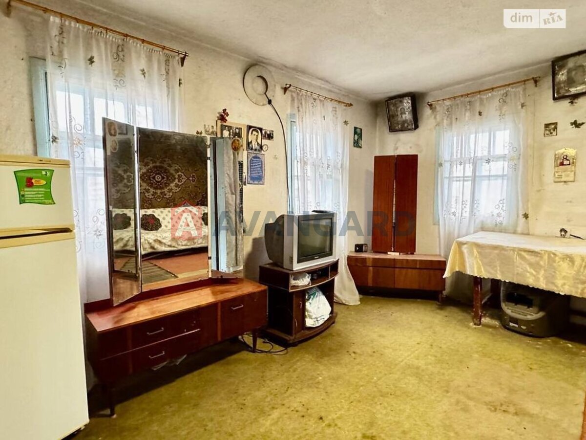 �������, 48 ��.�. ���� 13