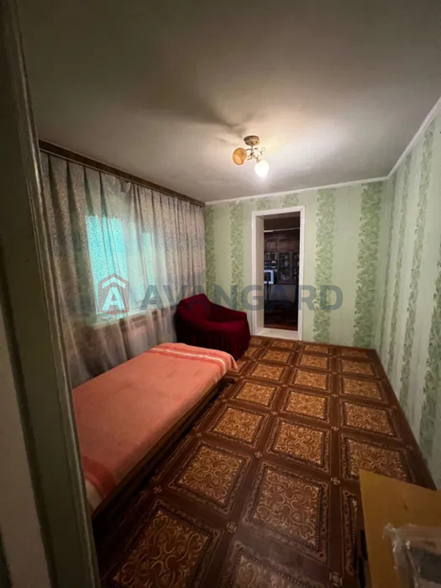 ���, 80 ��.�. ���� 8