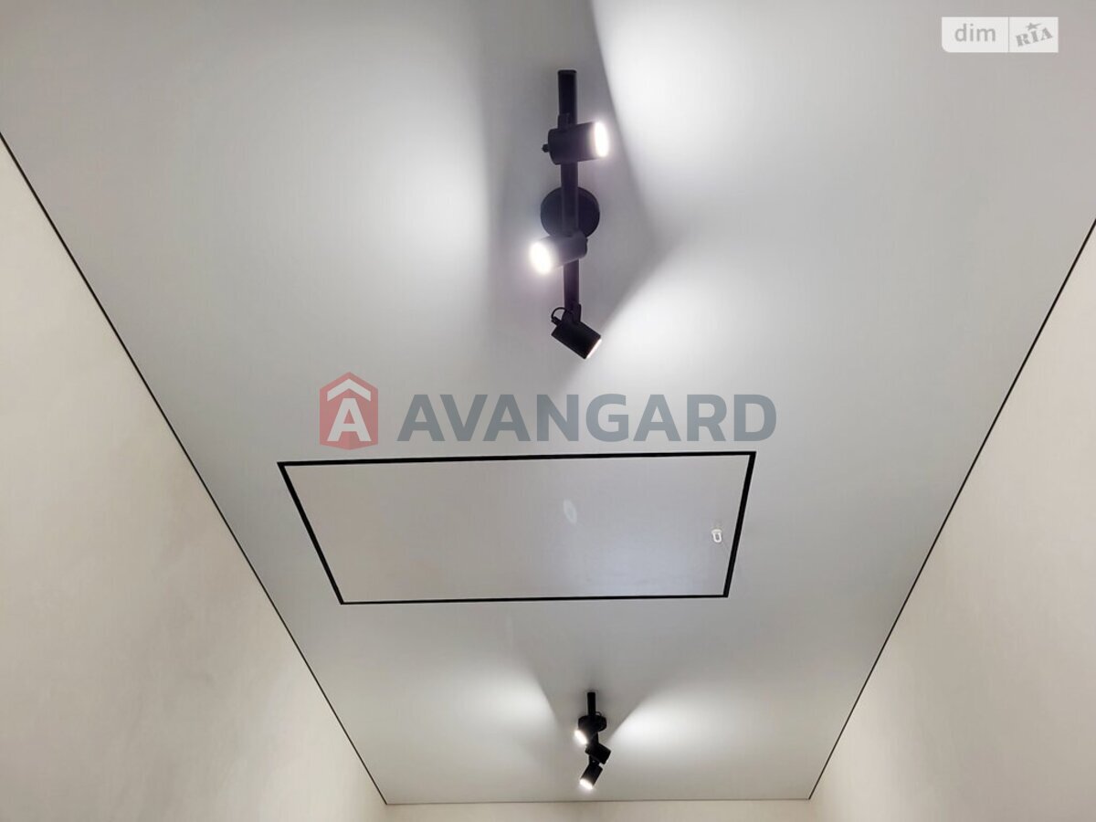 �������, 107 ��.�. ���� 20