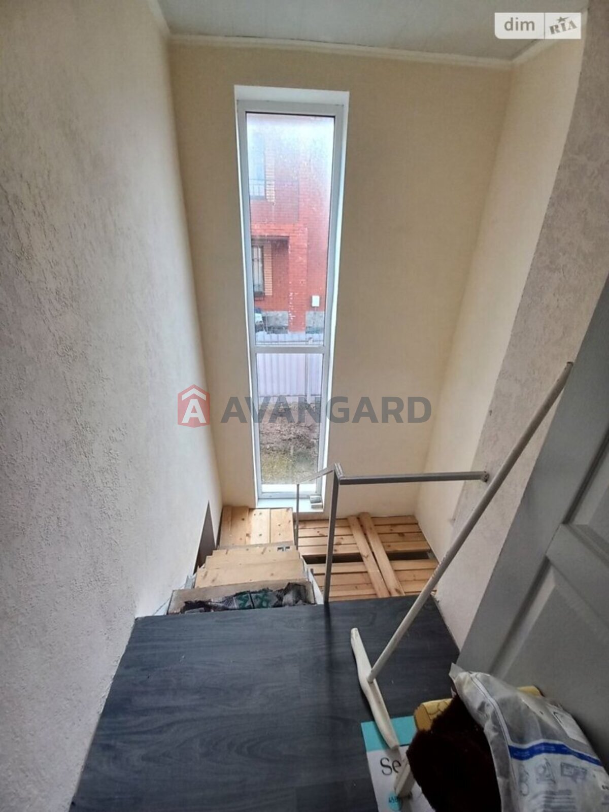 �������, 165 ��.�. ���� 7