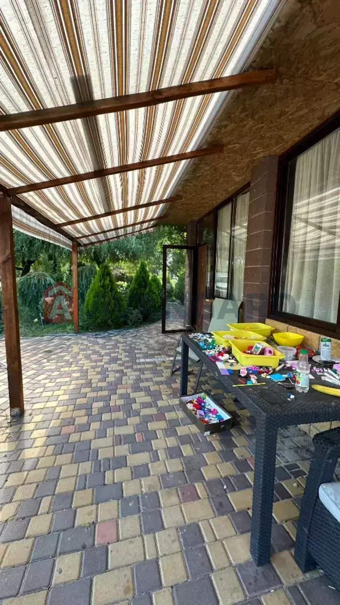 ����, 100 ��.�. ���� 9