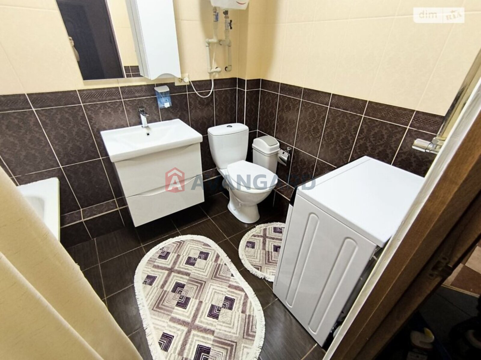 ������� �������, 80 ��.�. ���� 17