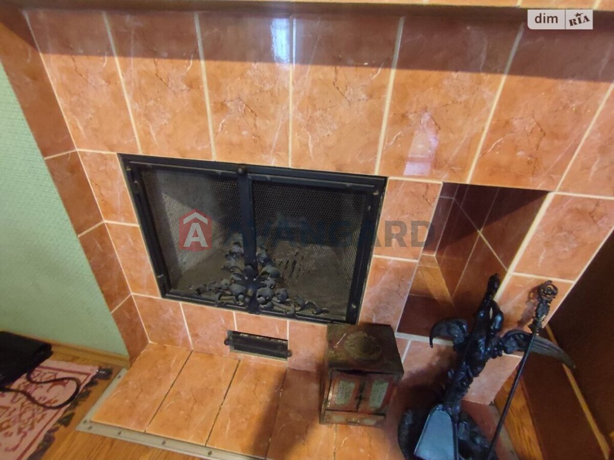 ������� �������, 280 ��.�. ���� 6