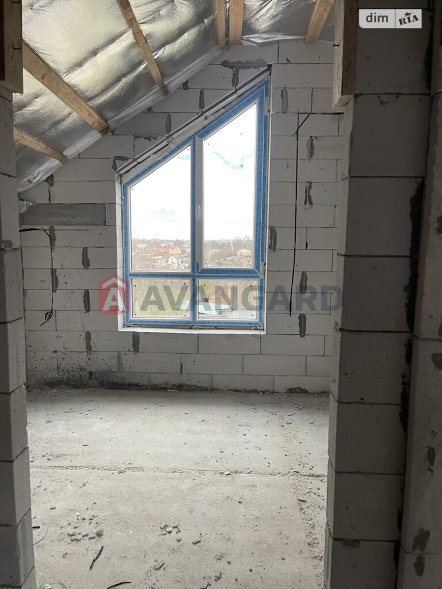 100 ��.�. ���� 8