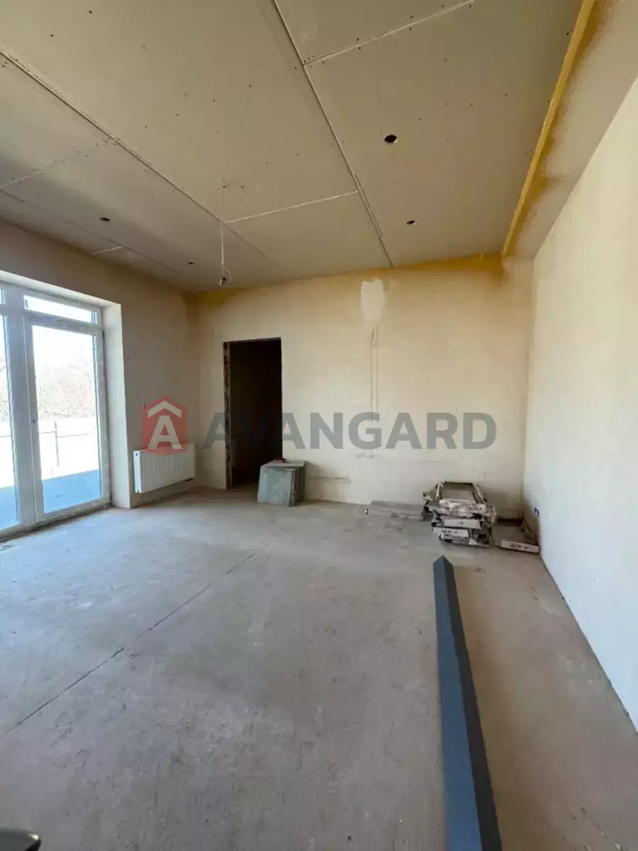 �������, 280 ��.�. ���� 17