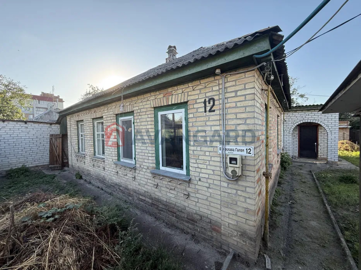Будинок, 120 кв.м. фото 1 Будинок, 120 кв.м. фото 1