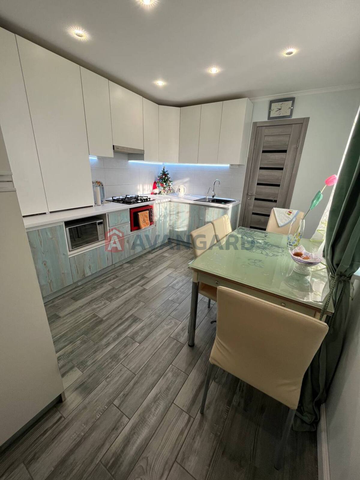 �������, 85 ��.�. ���� 1