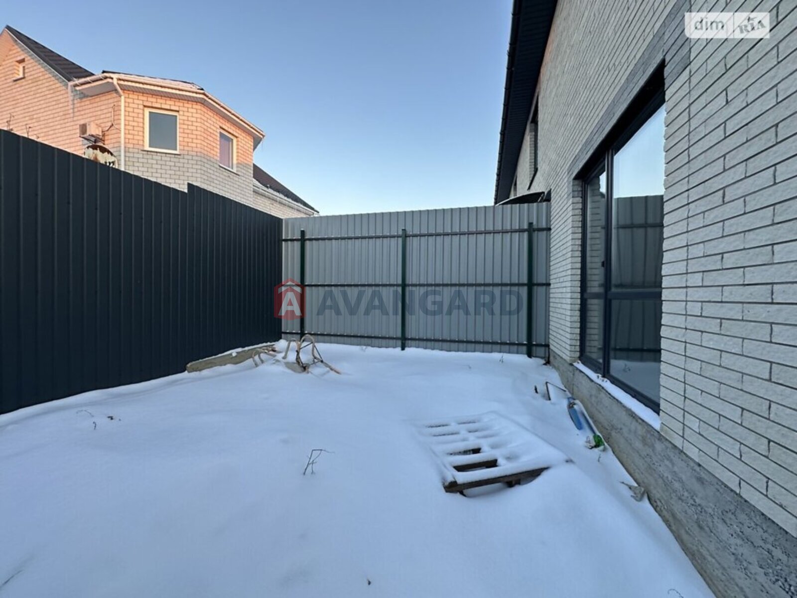 ��������, 75 ��.�. ���� 1