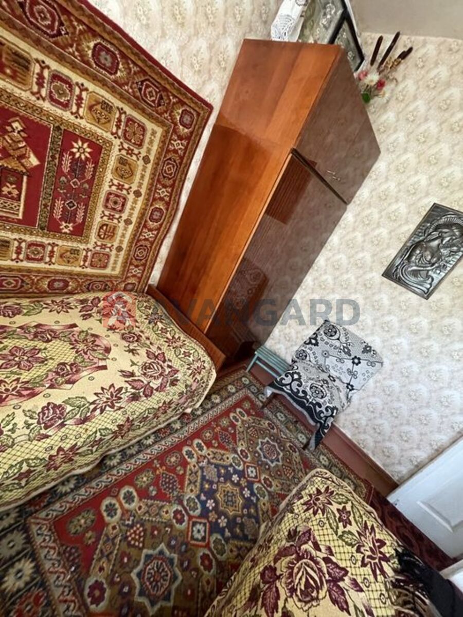 ������� �������, 40 ��.�. ���� 1