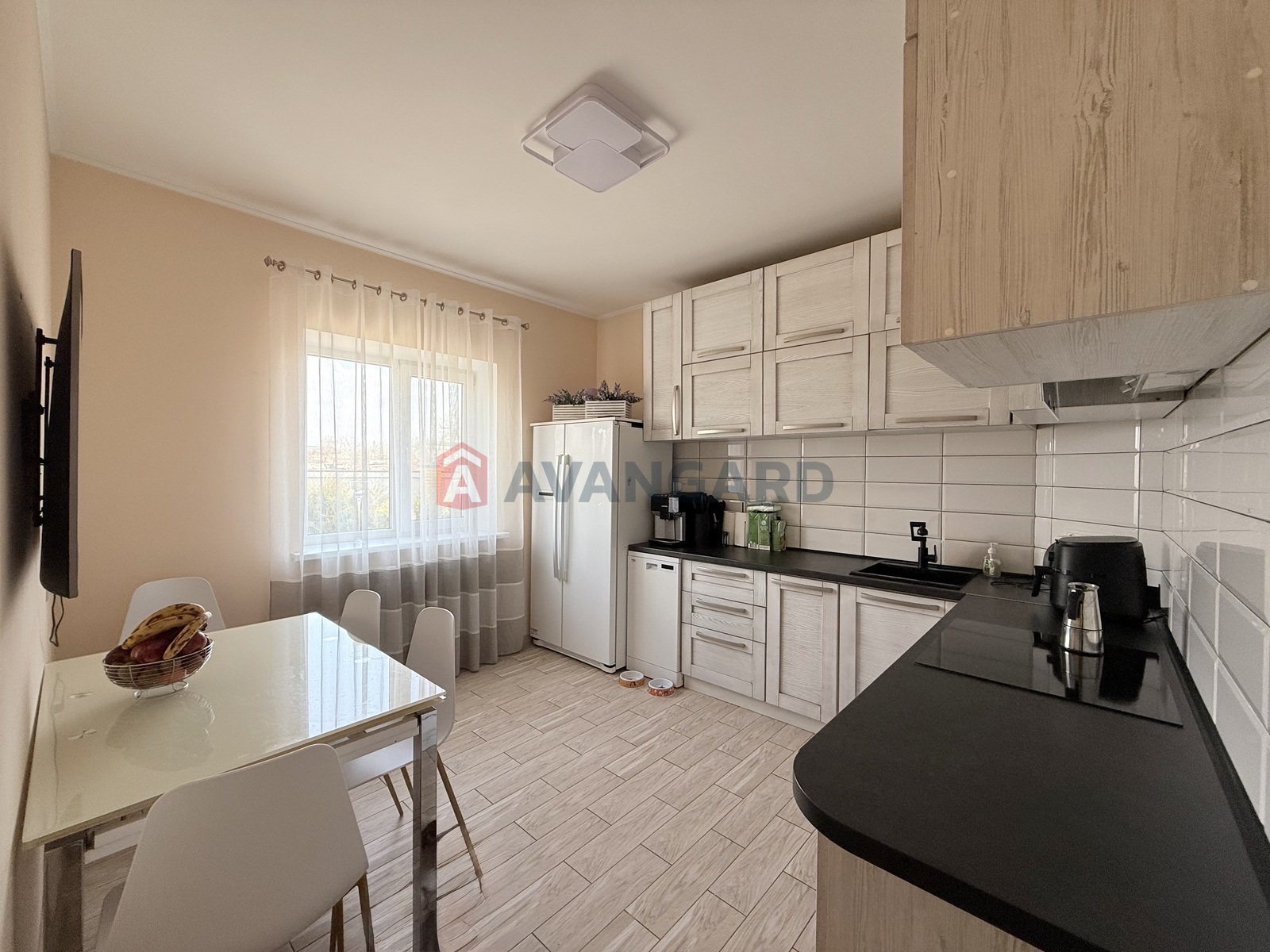 �������, 167 ��.�. ���� 10