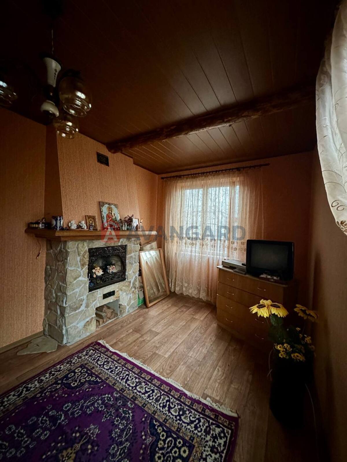 ����, 80 ��.�. ���� 3