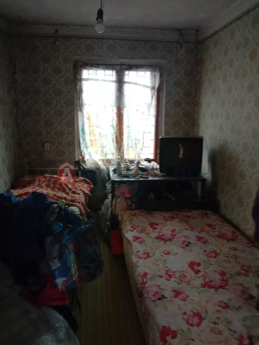 ����, 33 ��.�. ���� 8