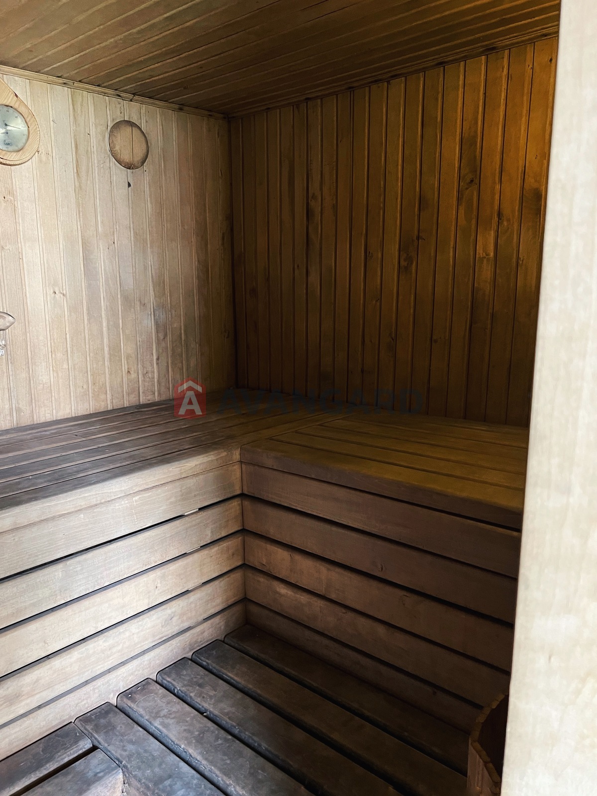 �������, 183 ��.�. ���� 12