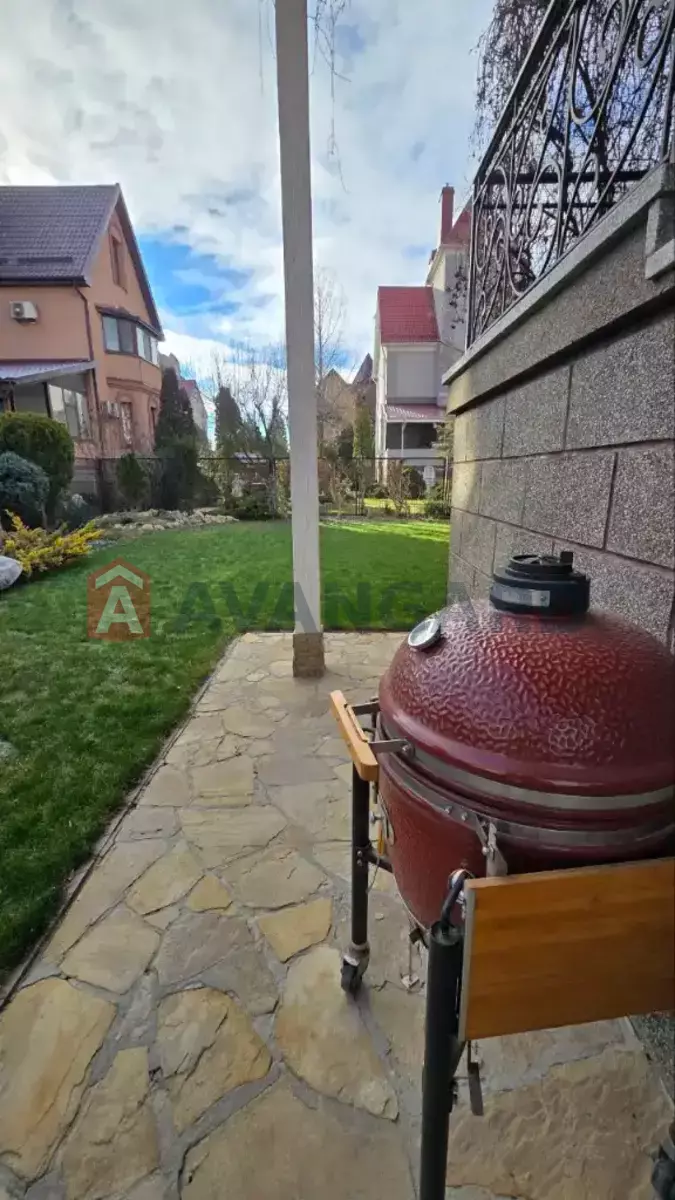 �������, 320 ��.�. ���� 7