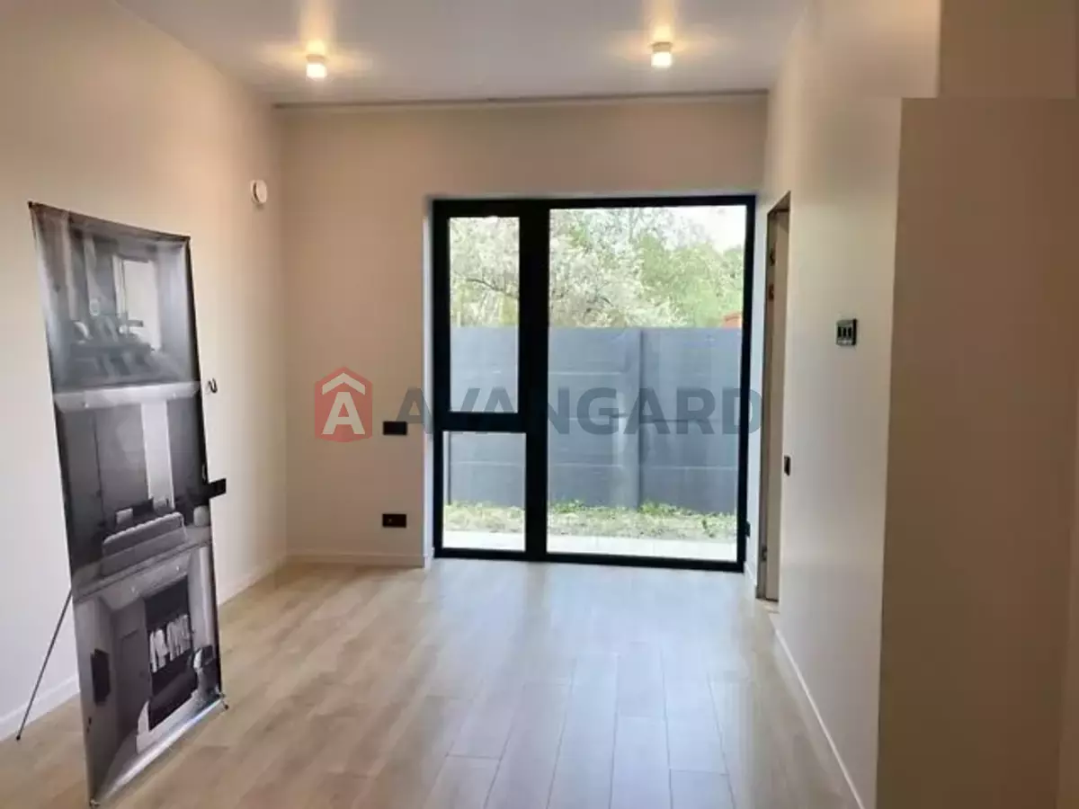 �������, 105 ��.�. ���� 22