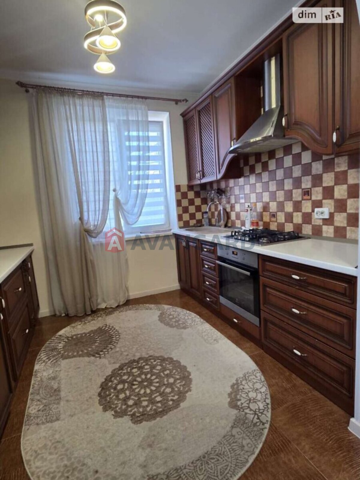 �������, 137 ��.�. ���� 13