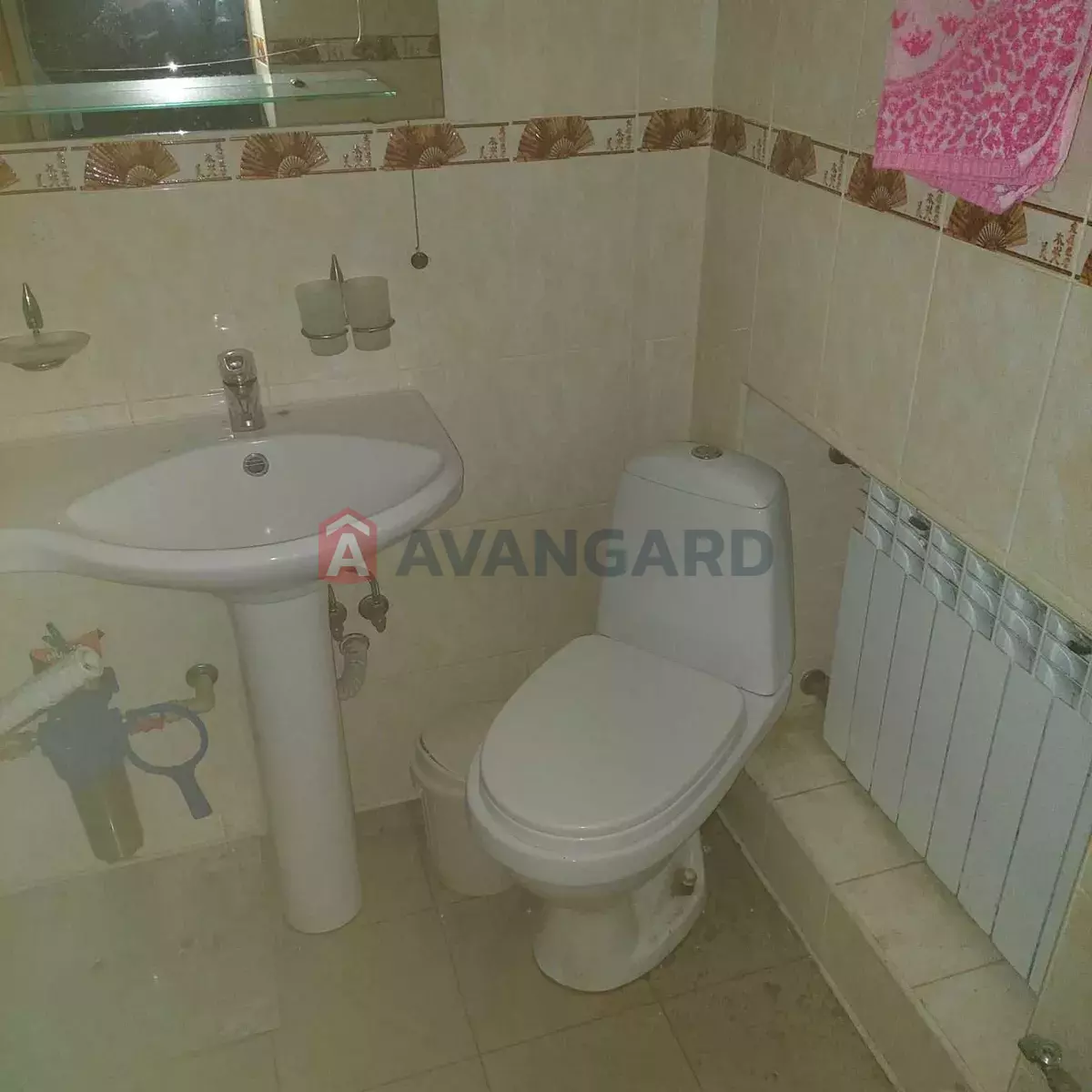 ������� �������, 39 ��.�. ���� 10