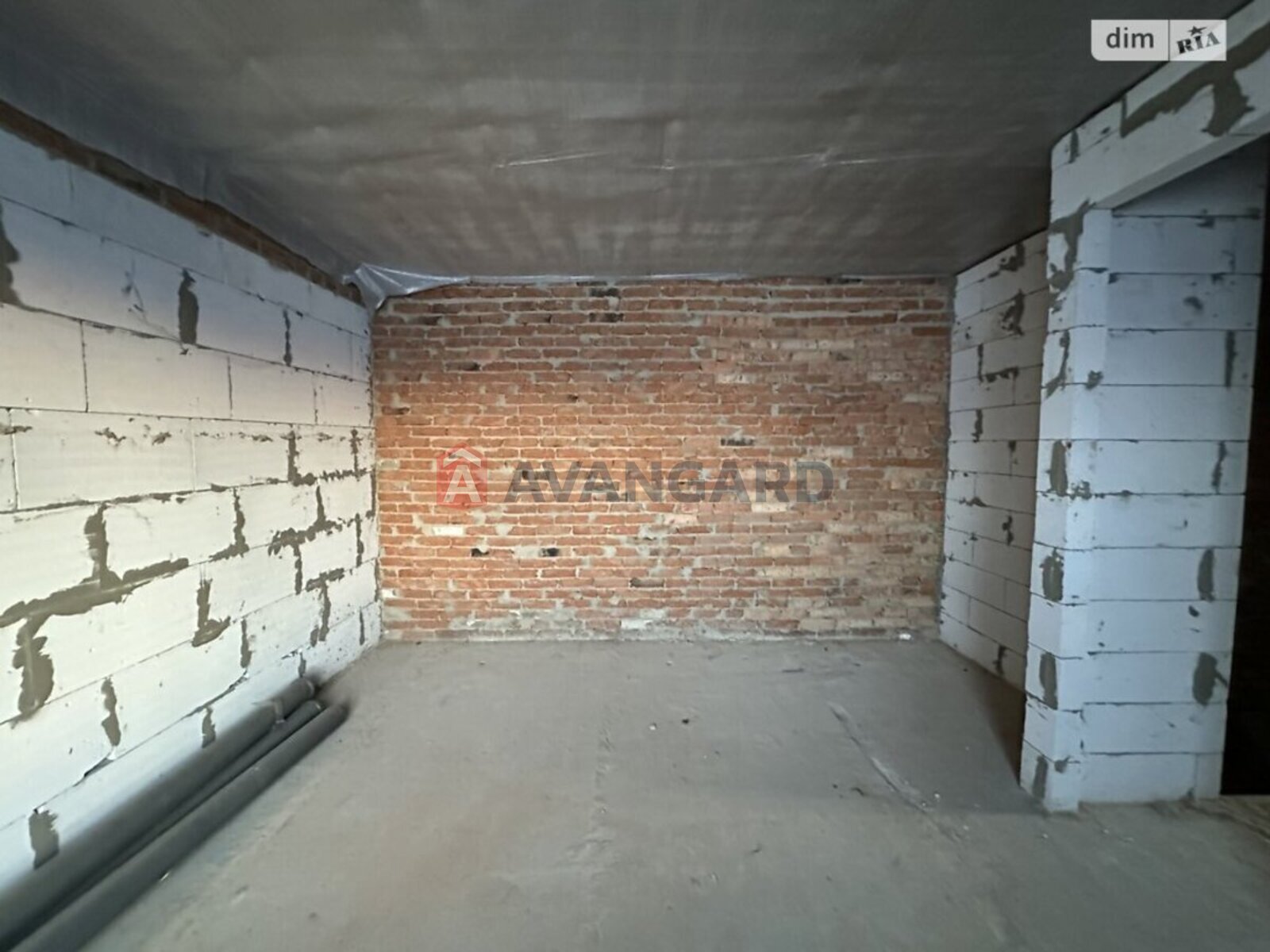 ��������, 75 ��.�. ���� 24