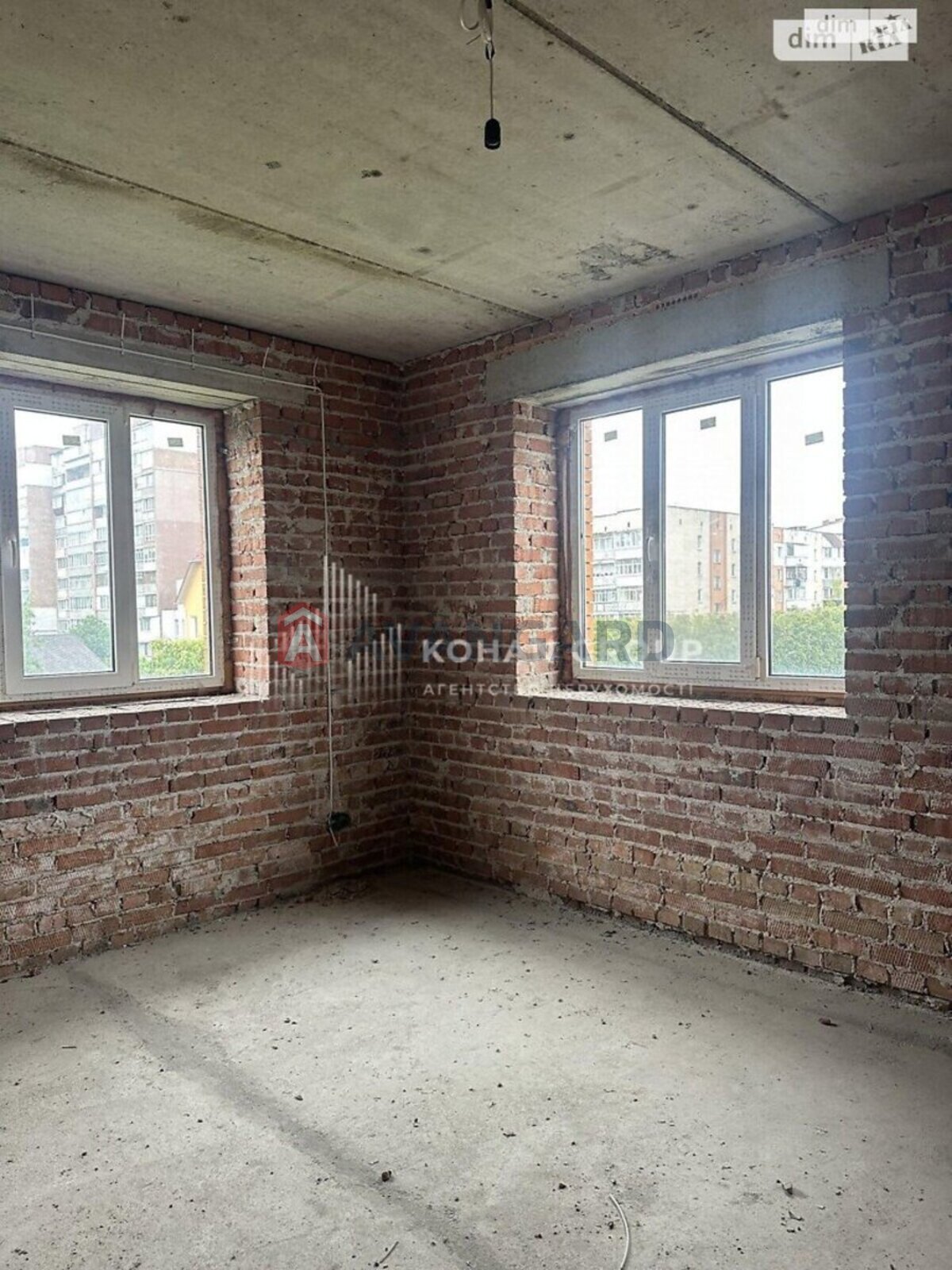 �������, 360 ��.�. ���� 4