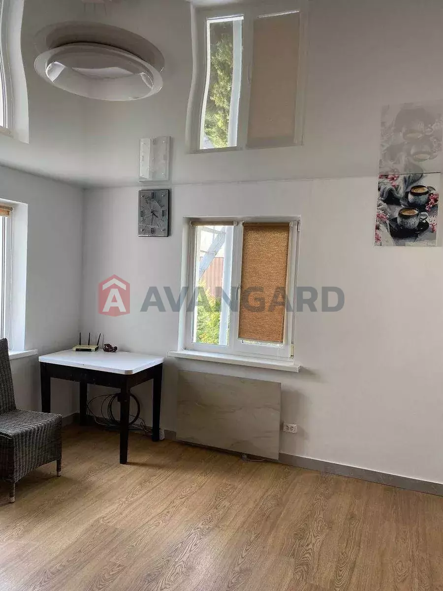 ����, 46 ��.�. ���� 10