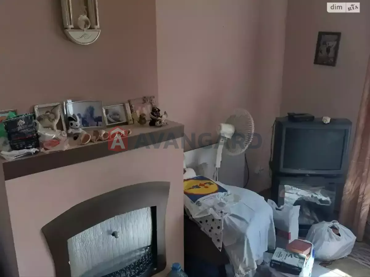 ����, 180 ��.�. ���� 20