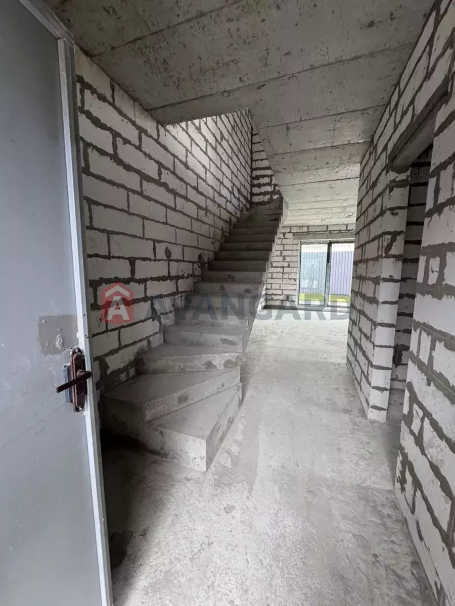 100 ��.�. ���� 2